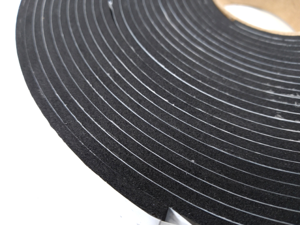 Fita de Vedação em Espuma Neoprene Preto Adesivo 1 Lado 3mm x 20mm x 10m 